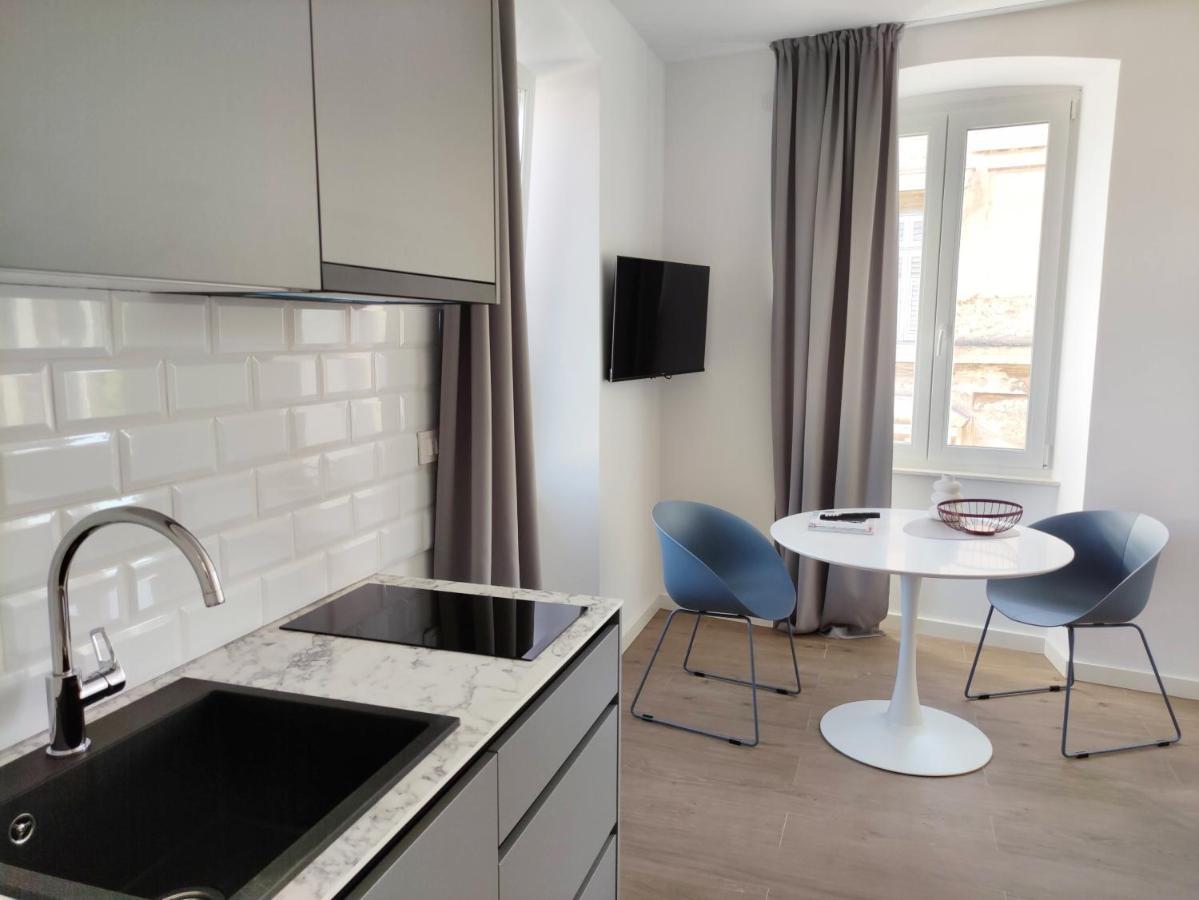 Nik Studio Apartments بولا المظهر الخارجي الصورة