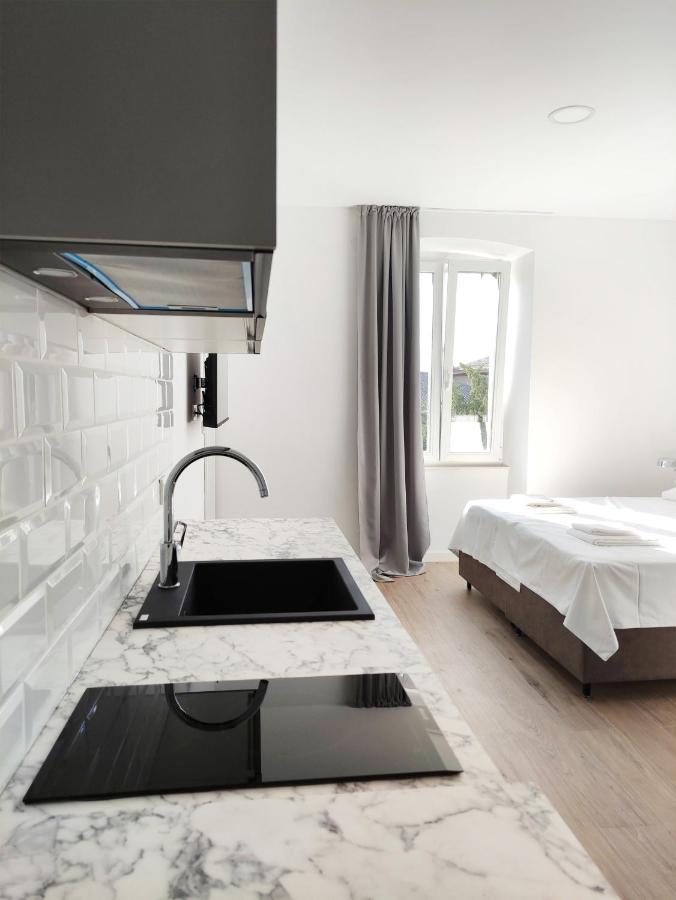 Nik Studio Apartments بولا المظهر الخارجي الصورة